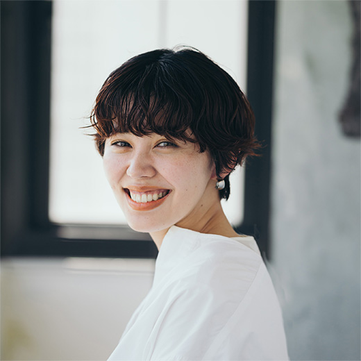 安藤歌那　Kana Ando